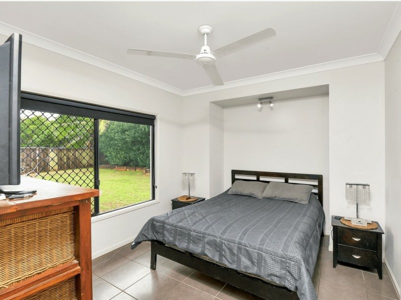 44 Norfolk Circuit, Redlynch QLD 4870