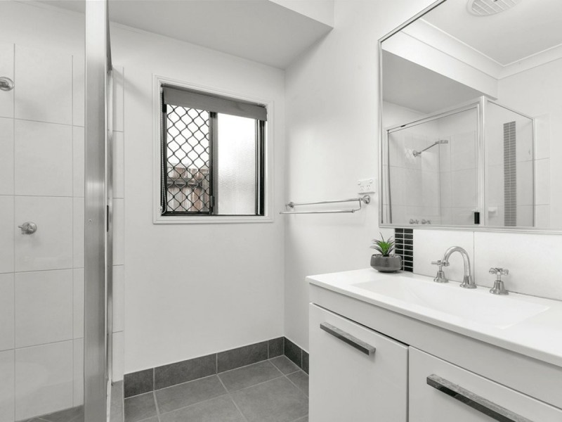 44 Norfolk Circuit, Redlynch QLD 4870