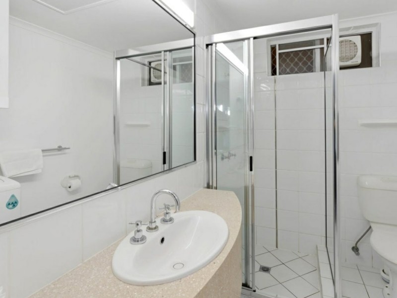 217/191 McLeod Street, Cairns North QLD 4870