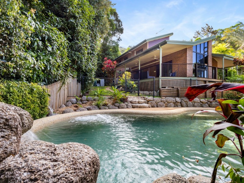 2 Cycas Close, Kamerunga QLD 4870