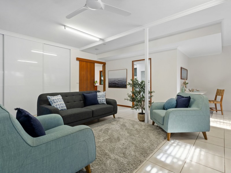 2 Cycas Close, Kamerunga QLD 4870
