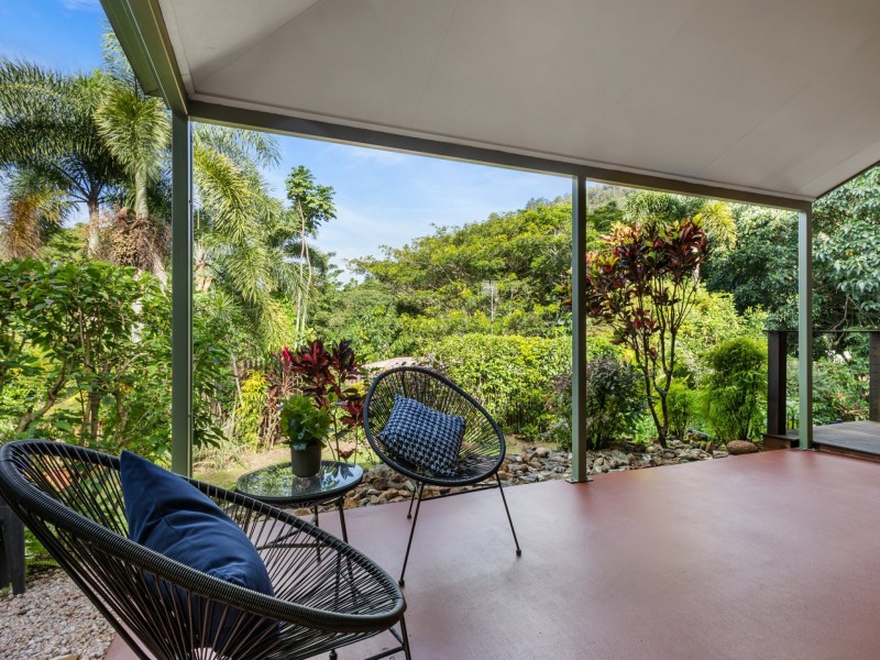 2 Cycas Close, Kamerunga QLD 4870