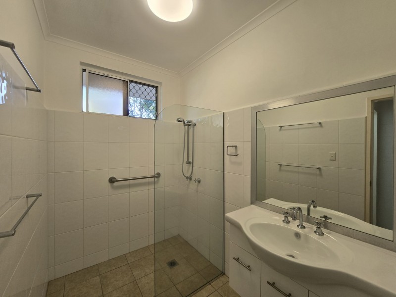 9B Torrance Avenue, Edge Hill QLD 4870