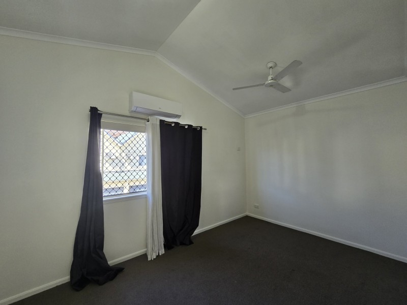 8/10 Digger Street, Cairns North QLD 4870