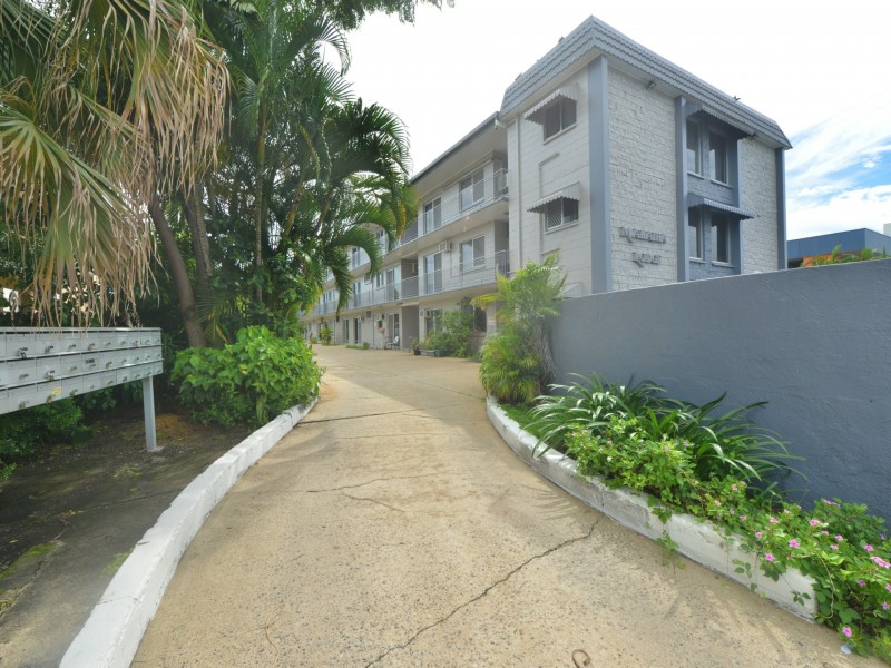 29/324 Sheridan Street, Cairns North QLD 4870