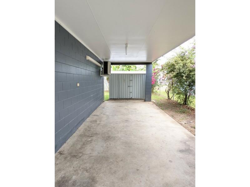 3 Mulligan Street, Manoora QLD 4870