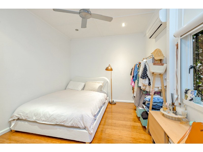 25 Murchison Street, Whitfield QLD 4870