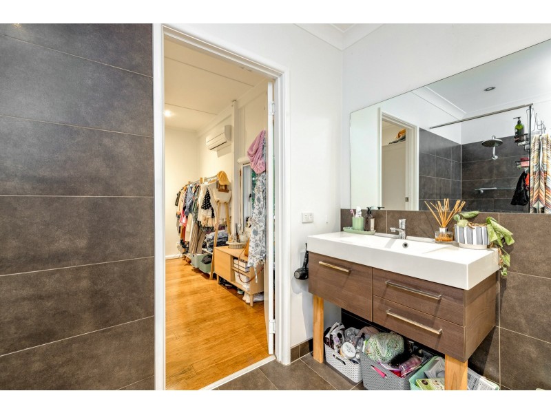 25 Murchison Street, Whitfield QLD 4870