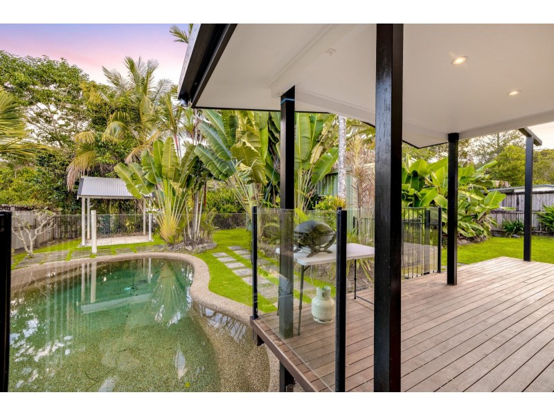 25 Murchison Street, Whitfield QLD 4870