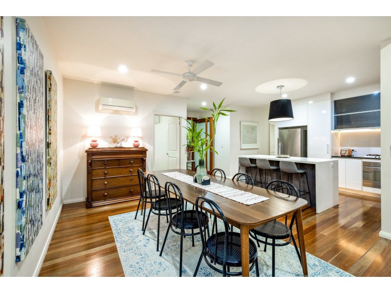 18 Keirle Avenue, Whitfield QLD 4870