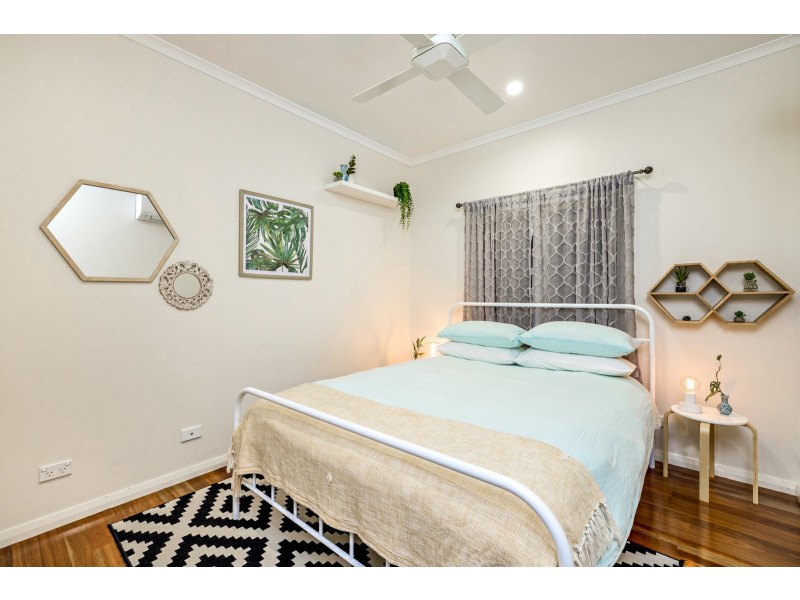 18 Keirle Avenue, Whitfield QLD 4870