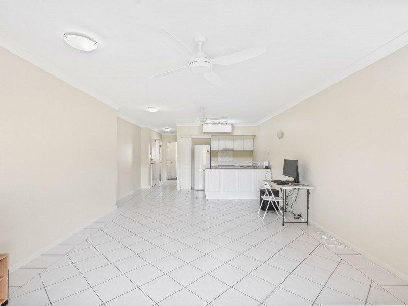 27/293 Esplanade, Cairns North QLD 4870