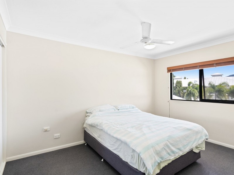 27/293 Esplanade, Cairns North QLD 4870