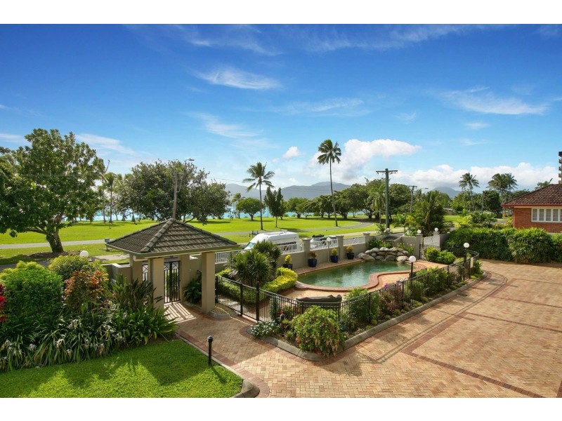 10/267 Esplanade, Cairns North QLD 4870