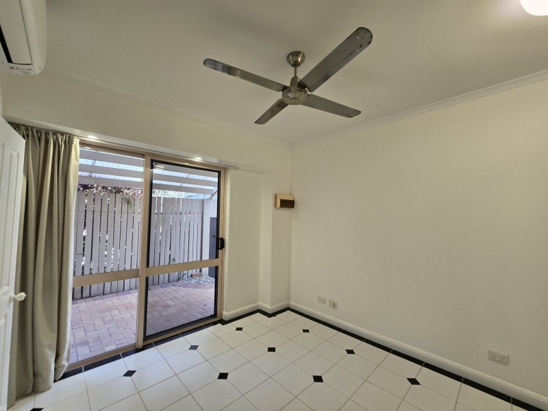 10/267 Esplanade, Cairns North QLD 4870