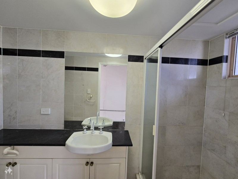 10/267 Esplanade, Cairns North QLD 4870