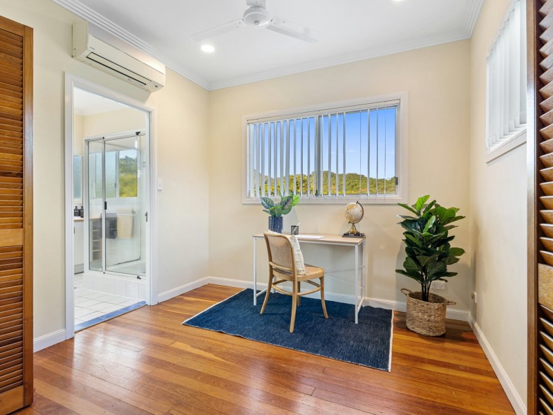 18 Quadrio Crescent, Brinsmead QLD 4870