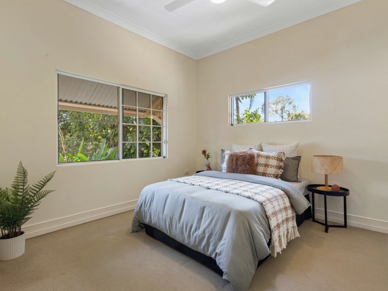 2 Duane Close, Brinsmead QLD 4870