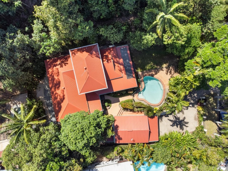 2 Duane Close, Brinsmead QLD 4870