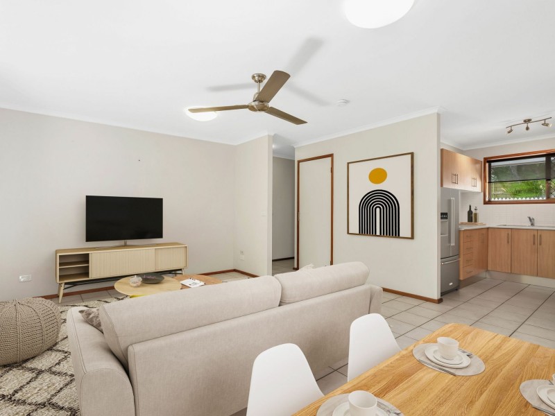 1/5 Briggs Close, Whitfield QLD 4870