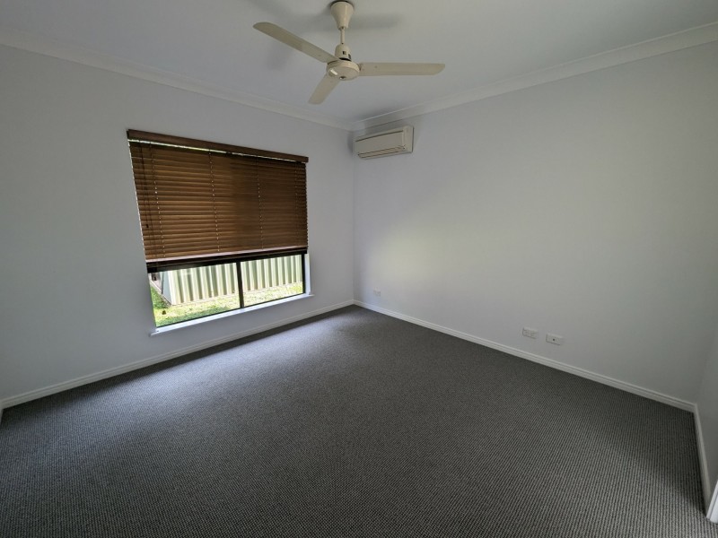 38 Roderick Street, Bentley Park QLD 4869