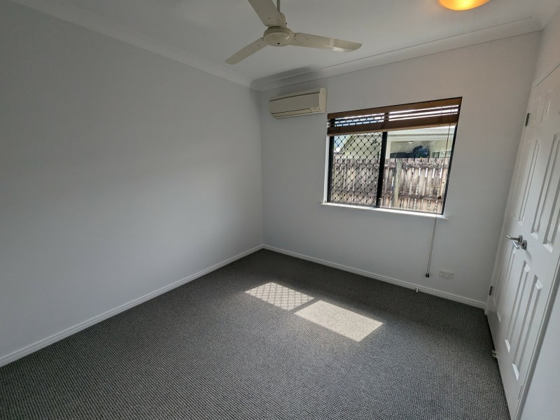 38 Roderick Street, Bentley Park QLD 4869