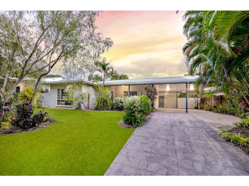 5 Duvir Close, Brinsmead QLD 4870