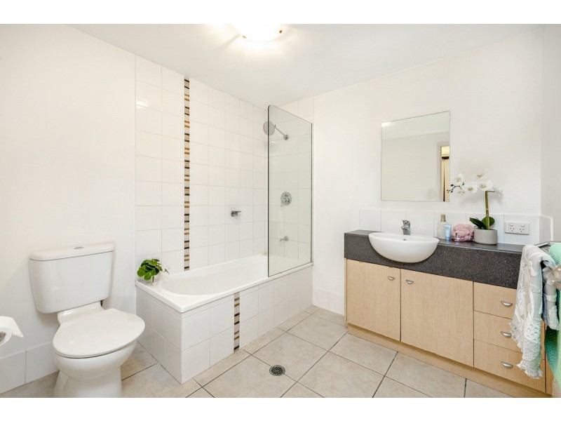 3/65-69 Grove Street, Parramatta Park QLD 4870
