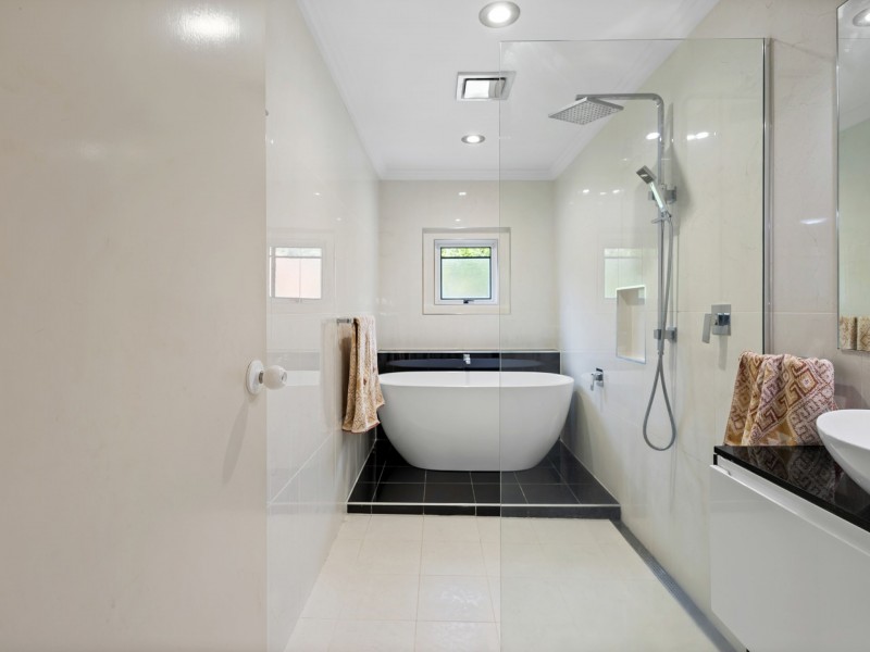 5 Stream Avenue, Kewarra Beach QLD 4879