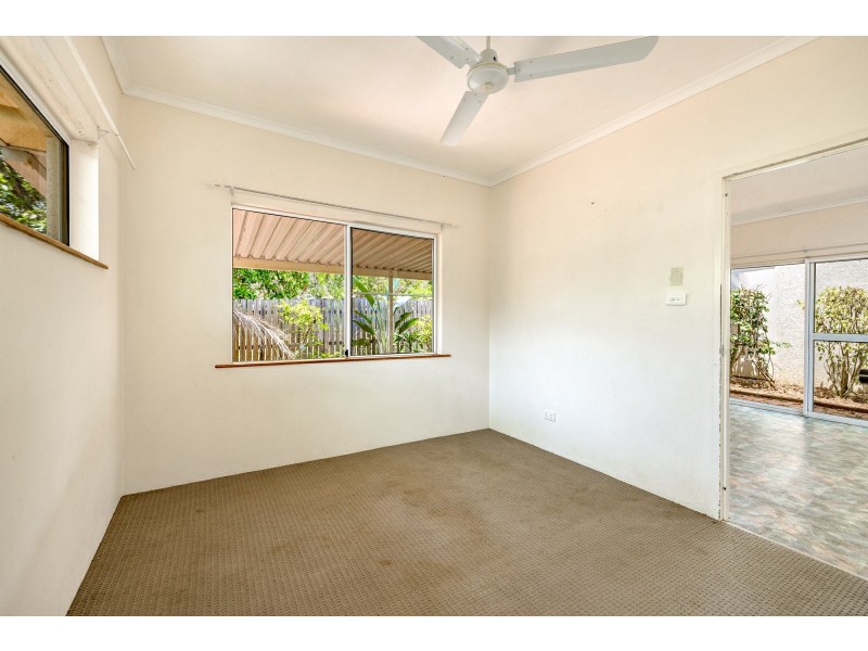 25 Lamb Street, Smithfield QLD 4878