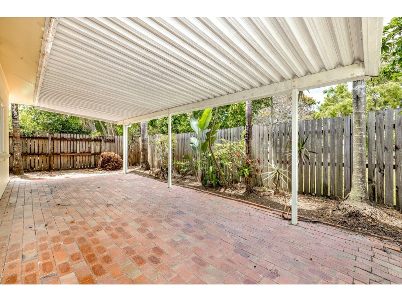 25 Lamb Street, Smithfield QLD 4878
