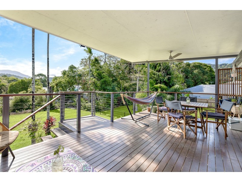 155 Jensen Street, Whitfield QLD 4870