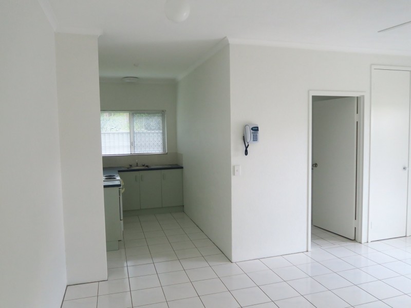 4/150 Pease Street, Manoora QLD 4870