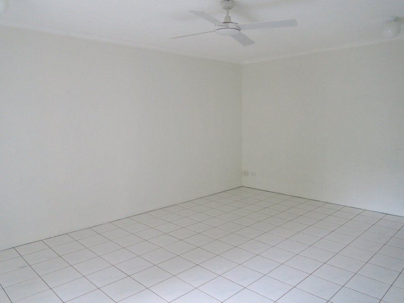 4/150 Pease Street, Manoora QLD 4870