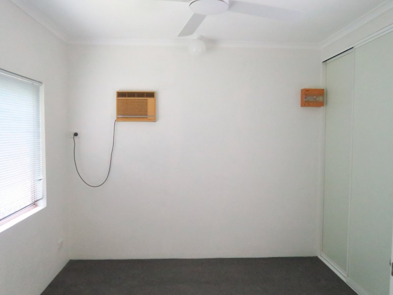 4/150 Pease Street, Manoora QLD 4870