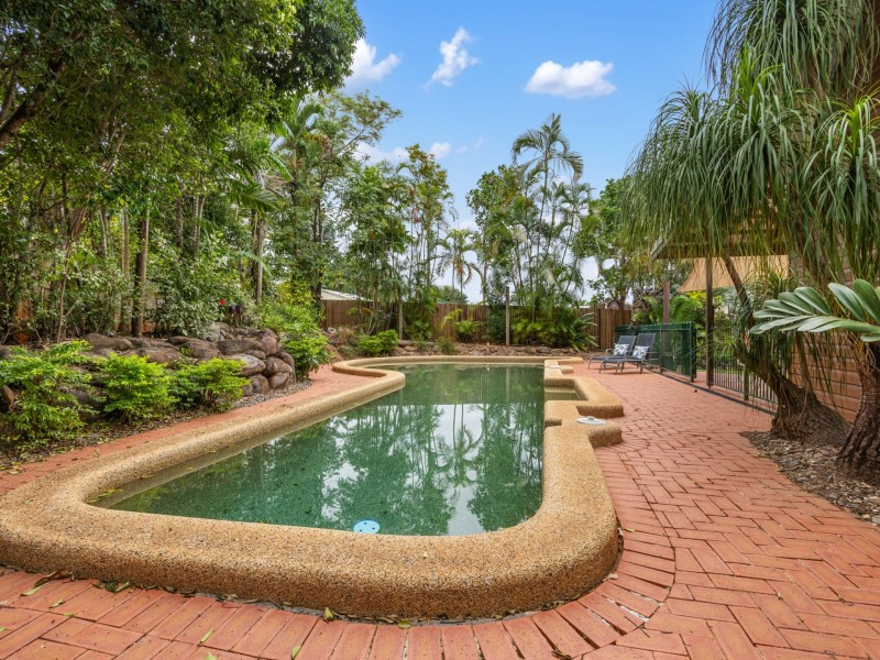 12 Jade Crescent, Caravonica QLD 4878