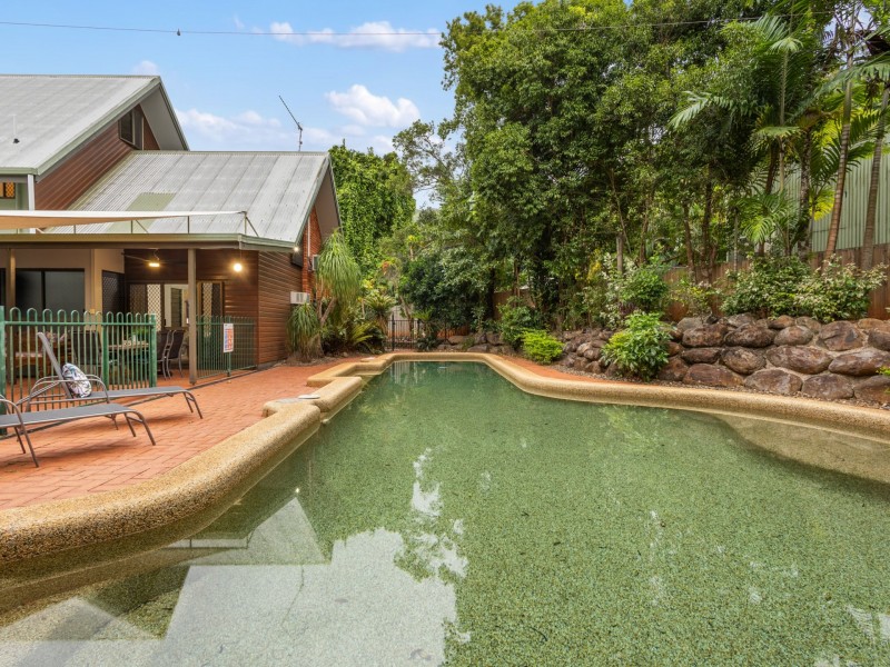 12 Jade Crescent, Caravonica QLD 4878