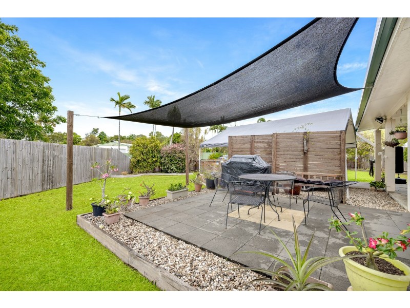 7 Azalea Court, Mooroobool QLD 4870