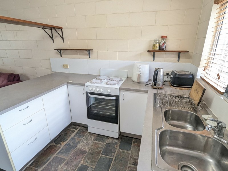 1/43 Mazlin Street, Edge Hill QLD 4870