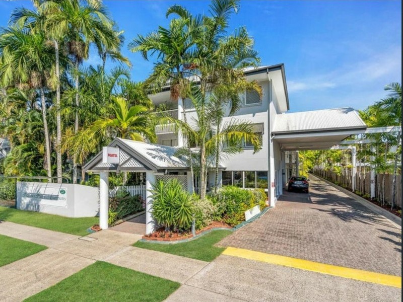 104/219 McLeod Street, Cairns North QLD 4870