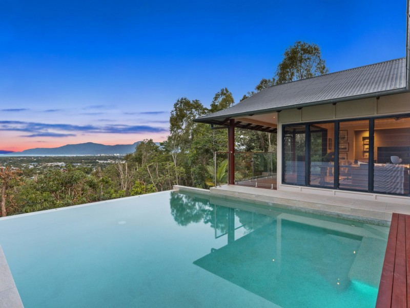 2D Trundle Terrace, Whitfield QLD 4870