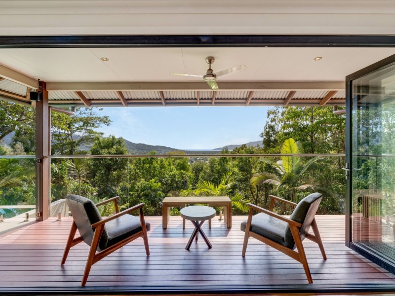 2D Trundle Terrace, Whitfield QLD 4870