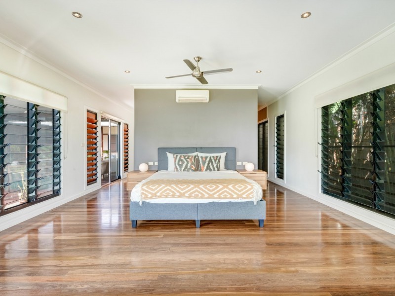 2D Trundle Terrace, Whitfield QLD 4870