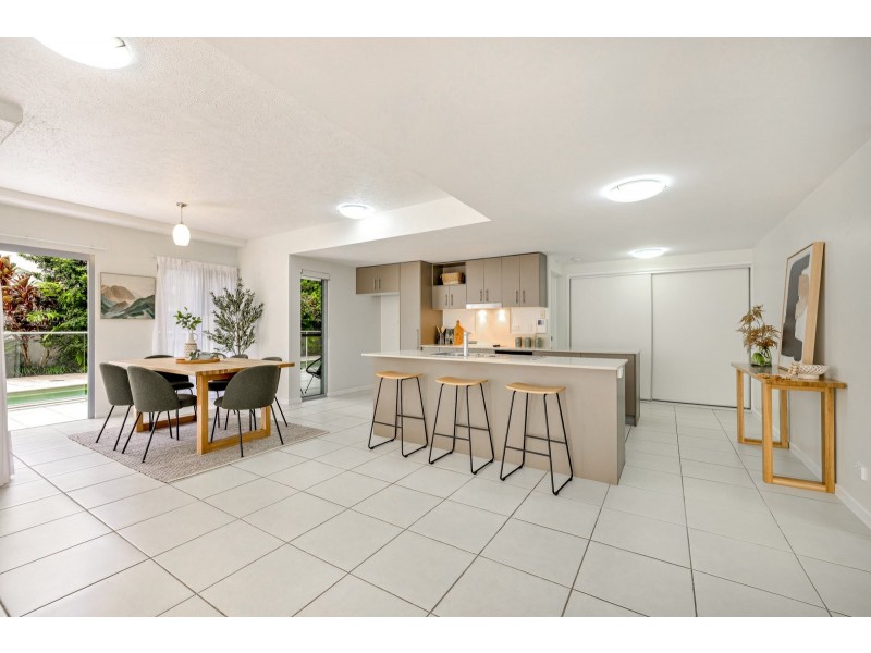1/110-114 Collins Avenue, Edge Hill QLD 4870