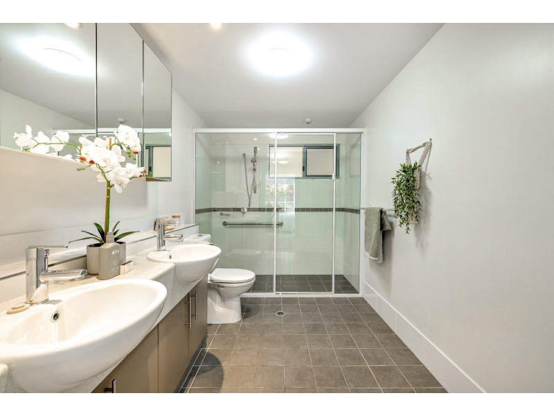 1/110-114 Collins Avenue, Edge Hill QLD 4870