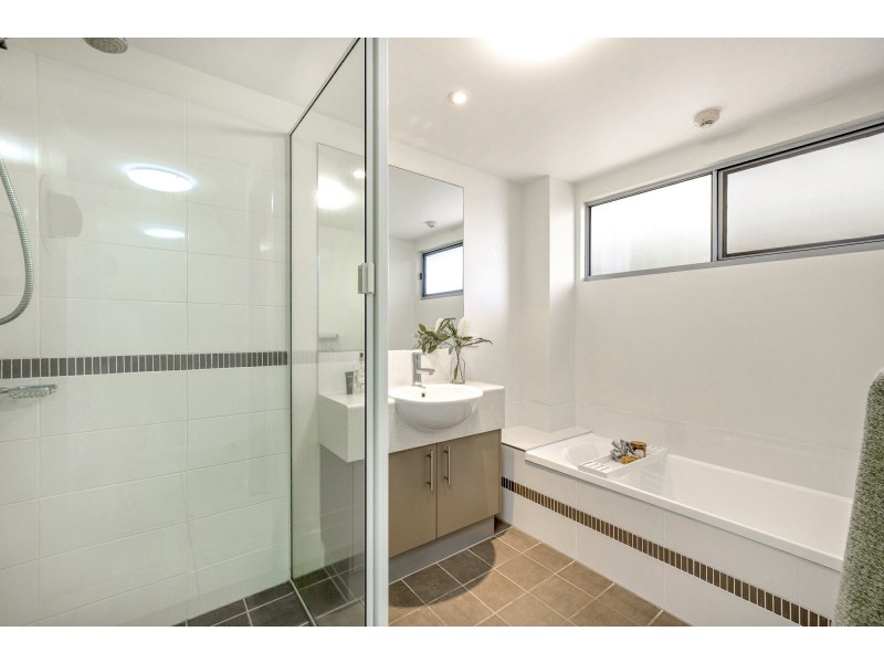 1/110-114 Collins Avenue, Edge Hill QLD 4870