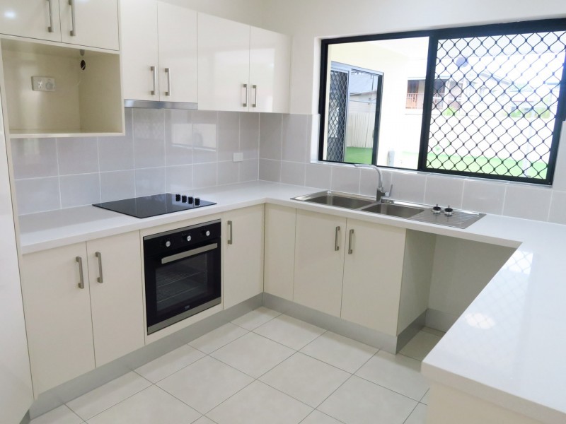 66 Hannam Street, Westcourt QLD 4870