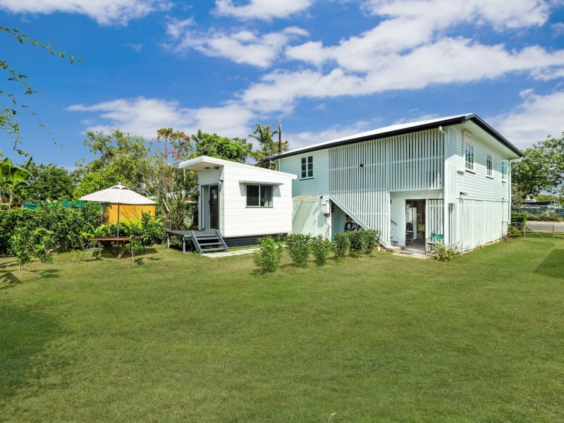 27 O’Keefe Street, Cairns North QLD 4870