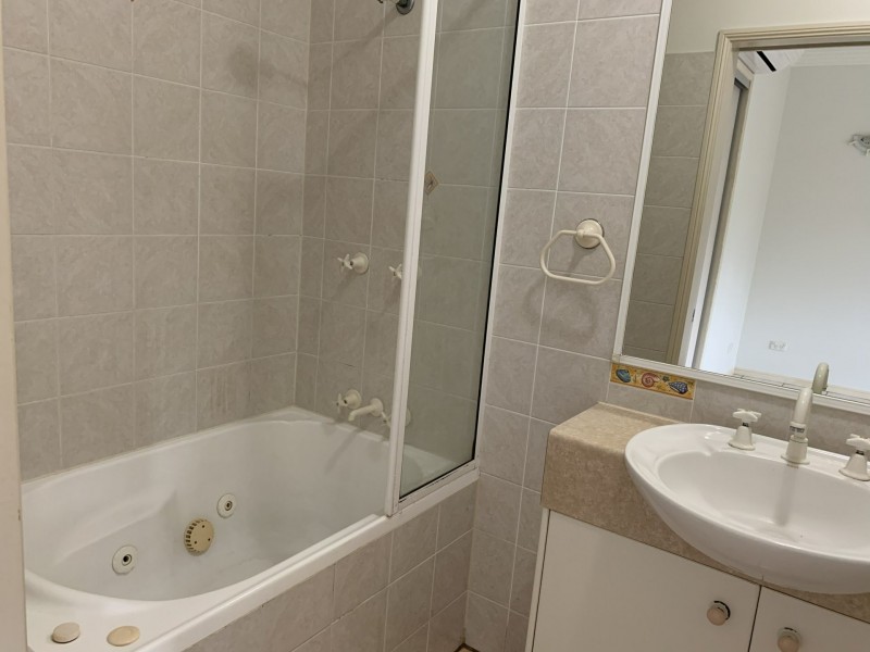 7/178 McLeod Street, Cairns North QLD 4870