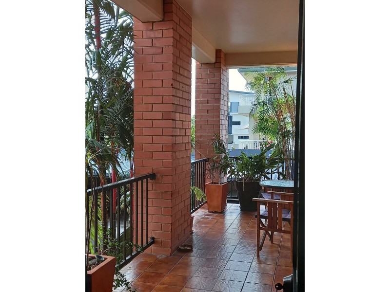 4/271 Esplanade, Cairns North QLD 4870